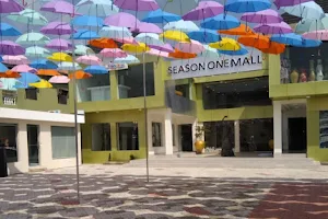 Season One Mall image