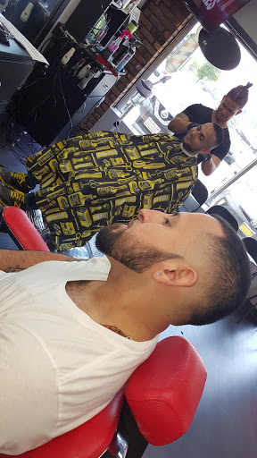 Barber Shop «Dynasty Barber shop», reviews and photos, 510 W Montauk Hwy, Lindenhurst, NY 11757, USA