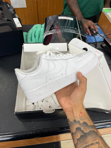 Pawn Shop «Value Pawn & Jewelry», reviews and photos, 196 N Powerline Rd, Pompano Beach, FL 33069, USA