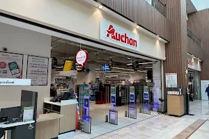 Auchan Hypermarché Issy Les Moulineaux image