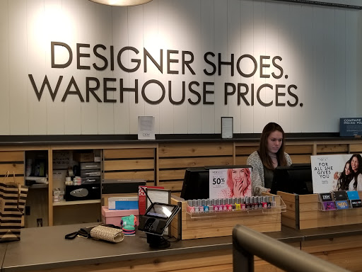 Shoe Store «DSW Designer Shoe Warehouse», reviews and photos, 782 Bethlehem Pike a, North Wales, PA 19454, USA