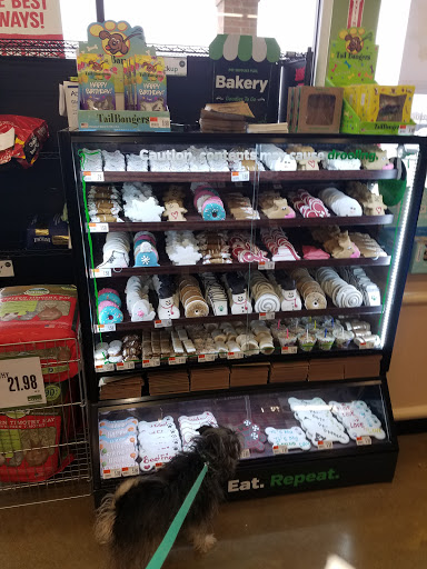 Pet Supply Store «Pet Supplies Plus», reviews and photos, 209 Towne Dr, Elizabethtown, KY 42701, USA