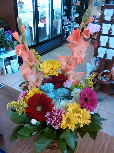 Florist «Forget-Me-Not Florist», reviews and photos, 1083 Park Ave, Cranston, RI 02910, USA