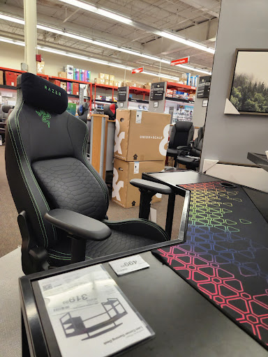 Office Supply Store «Staples», reviews and photos, 3790 E Broad St, Whitehall, OH 43213, USA