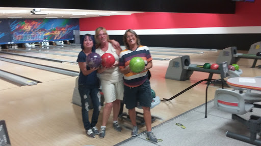 Bowling Alley «Brunswick Zone Harbour Lanes», reviews and photos, 1099 N Wickham Rd, Melbourne, FL 32935, USA