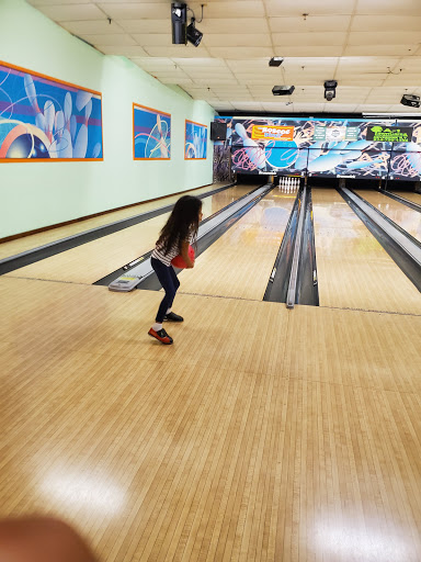 Bowling Alley «Kiamesha Lanes», reviews and photos, 4685 NY-42, South Fallsburg, NY 12779, USA