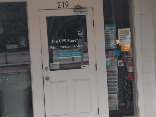 Shipping and Mailing Service «The UPS Store», reviews and photos, 219 Scott St, Beaufort, SC 29902, USA