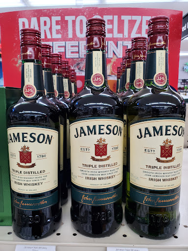 Liquor Store «Wayside Liquor», reviews and photos, 404 4th St NW, Montgomery, MN 56069, USA