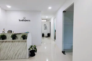 Tooth Docs - Comprehensive Speciality Dental Clinic and Implant Center in Kondapur image