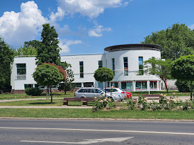 Pannónia Kulturális Központ és Könyvtár