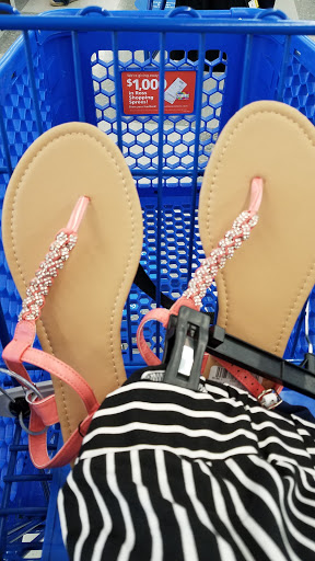 Clothing Store «Ross Dress for Less», reviews and photos, 11310 W Florissant Ave, Florissant, MO 63033, USA