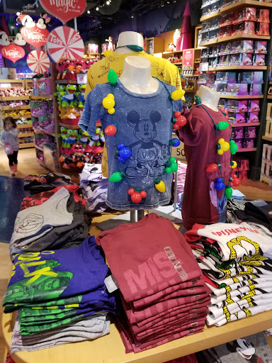 Toy Store «Disney Store», reviews and photos, 395 Santa Monica Place, Santa Monica, CA 90401, USA