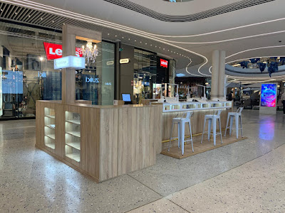 Le bar à ongles... by V CAP 3000 - kiosque à Nice