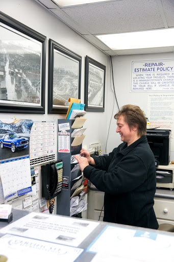 Auto Repair Shop «Ripley Automotive», reviews and photos, 325 S Green Bay Rd, Waukegan, IL 60085, USA