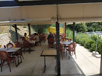 Atmosphère du Restaurant Auberge du Moulin à Vercoiran - n°1