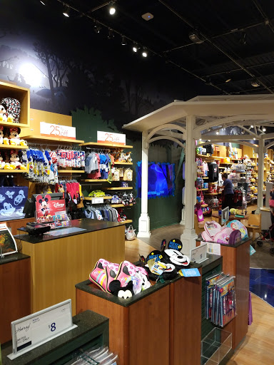 Toy Store «Disney Store», reviews and photos, 500 W Farms Mall, Farmington, CT 06032, USA