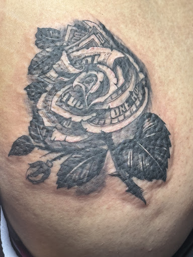 Explore tattoo ideas for females on hips, creative tattoo ideas in Miami, available at Tattoos by Lou Miami - North Miami