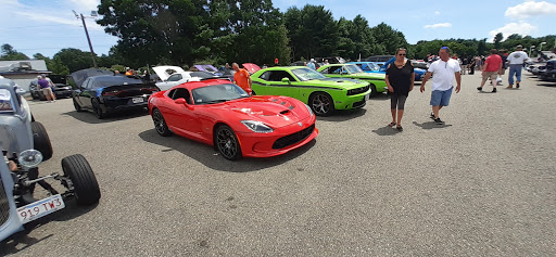 Jeep Dealer «Central Jeep Chrysler Dodge RAM of Raynham», reviews and photos, 191 US-44, Raynham, MA 02767, USA