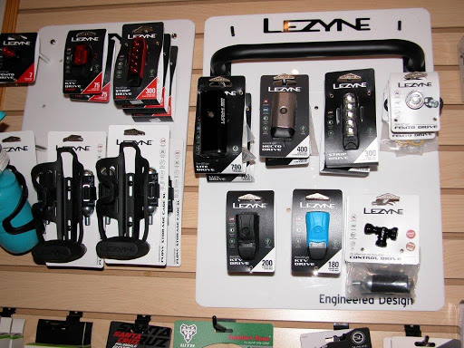 Sporting Goods Store «Flint Creek Outfitters», reviews and photos, 14129 7th St, Dade City, FL 33525, USA