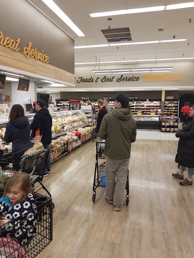 Grocery Store «Jewel-Osco», reviews and photos, 119 S Randall Rd, Batavia, IL 60510, USA