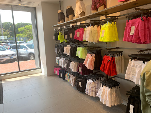 Sportswear Store «lululemon», reviews and photos, 91 Main St, Westport, CT 06880, USA