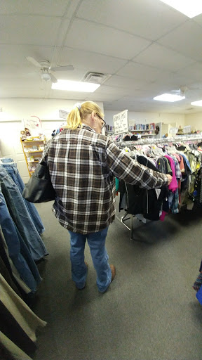Clothing Store «Salvation Army Thrift Store», reviews and photos, 1345 Corydon Ramsey Rd NW, Corydon, IN 47112, USA