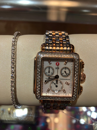 Pawn Shop «Money & More», reviews and photos, 1025 S Riverside Dr, Iowa City, IA 52246, USA