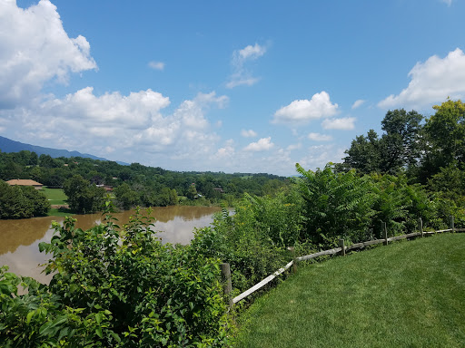 Golf Course «Caverns Country Club Resort», reviews and photos, 910 T.C. Northcott Blvd, Luray, VA 22835, USA