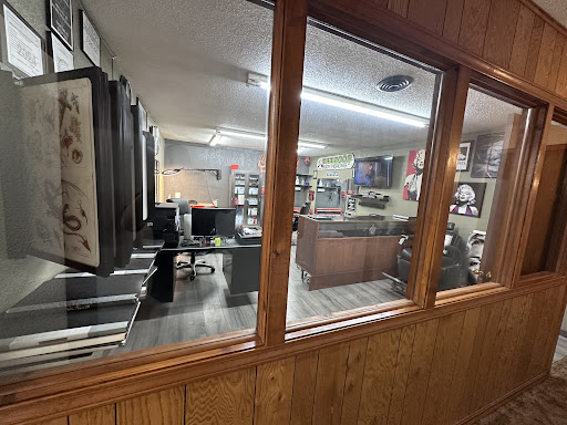 Explore grizzly bear tattoo ideas, creative tattoo ideas in Mount Vernon, available at Knuckles Deep Tattoo