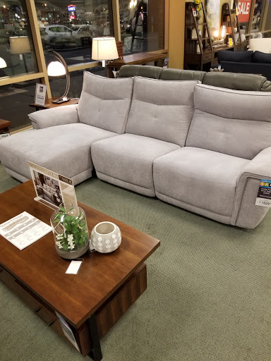 Furniture Store «Raymour & Flanigan Furniture and Mattress Store», reviews and photos, 526 NJ-70, Brick, NJ 08723, USA
