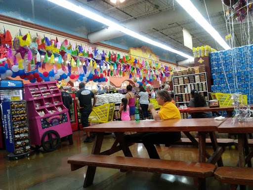 Supermarket «El Rancho Supermercado», reviews and photos, 4450 W Jefferson Blvd, Dallas, TX 75211, USA