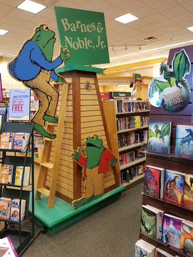 Book Store «Barnes & Noble», reviews and photos, 3050 Beeline Rd, Holland, MI 49424, USA