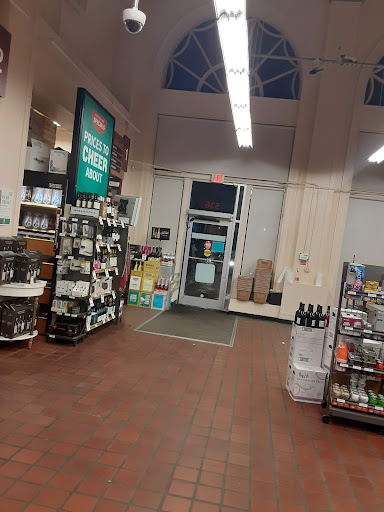 Wine Store «Total Wine & More», reviews and photos, 536 W 21st St, Norfolk, VA 23517, USA