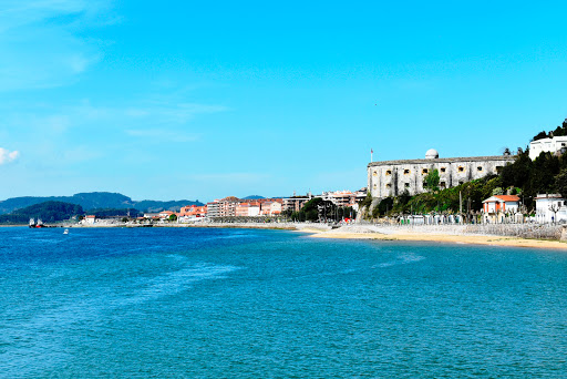 Inmobiliaria Costa Bella en Santoña