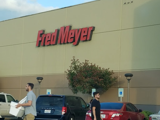 Grocery Store «Fred Meyer», reviews and photos, 801 Auburn Way N, Auburn, WA 98002, USA