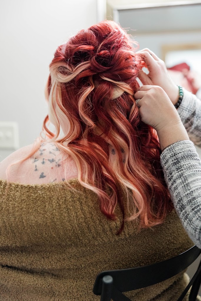The Hair Suite 17241