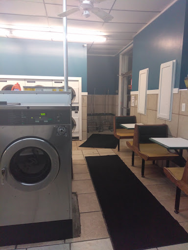 Laundromat «Chippewa Laundromat», reviews and photos, 1633 Lapeer Ave, Port Huron, MI 48060, USA