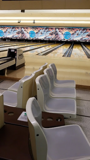 Bowling Alley «Camelot Bowl», reviews and photos, 801 Beltline Rd, Collinsville, IL 62234, USA