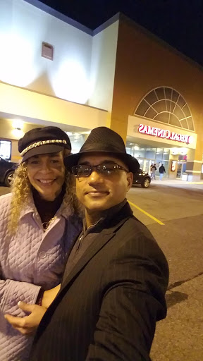 Movie Theater «Regal Cinemas Ronkonkoma 9», reviews and photos, 565 Portion Rd, Ronkonkoma, NY 11779, USA