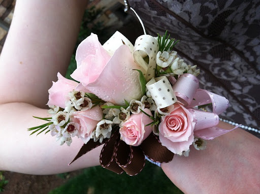 Florist «Flowers By Donna», reviews and photos, 11700 SW Hall Blvd, Tigard, OR 97223, USA