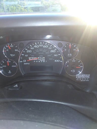 Truck Rental Agency «U-Haul Moving & Storage of Bronzeville», reviews and photos, 2601 S La Salle St, Chicago, IL 60616, USA