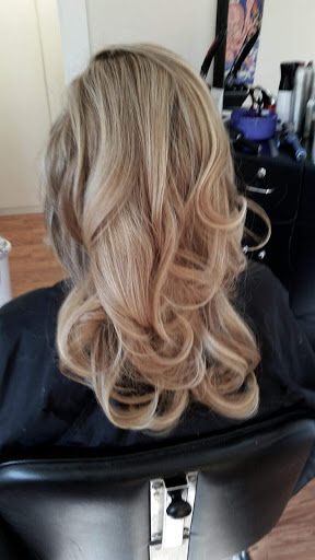 Hair Salon «Emma Austin Salon», reviews and photos, 12500 Ranch Rd 12, Wimberley, TX 78676, USA