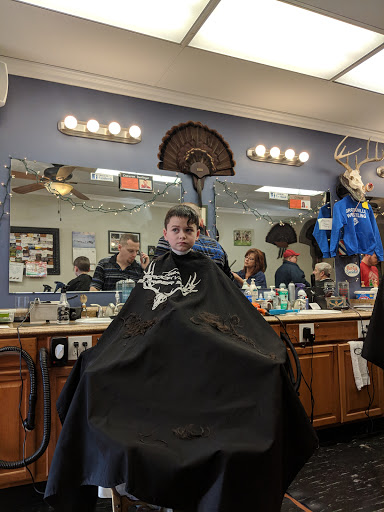 Barber Shop «Brookville Barber Shop», reviews and photos, 207 Market St, Brookville, OH 45309, USA