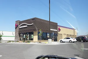 Taco Bell image