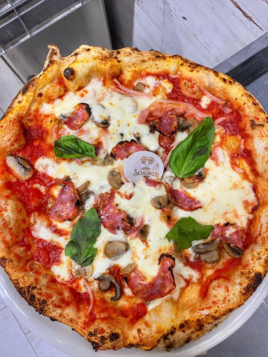 Pizzeria Scugnizzi Pernice in Mugnano di Napoli, Città Metropolitana di Napoli