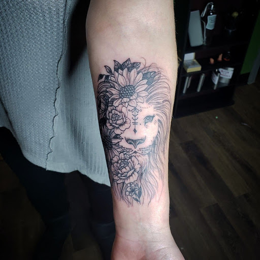 Explore stardust tattoo ideas, creative tattoo ideas in North Billerica, available at Blackbird tattoo co.