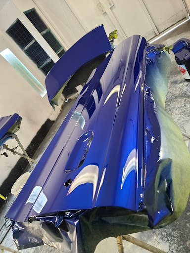 Auto Body Shop «J & J Body Shop», reviews and photos, 837 N Pacific Ave, San Pedro, CA 90731, USA