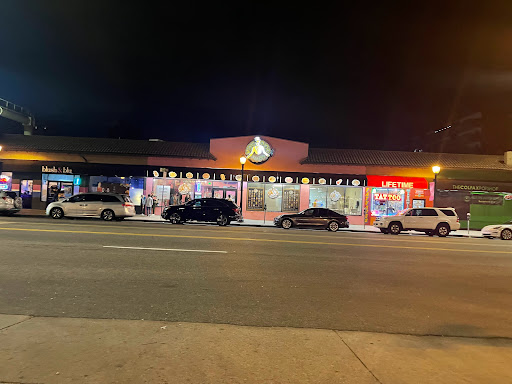 Donut Shop «Voodoo Doughnut Mile High», reviews and photos, 1520 E Colfax Ave, Denver, CO 80218, USA