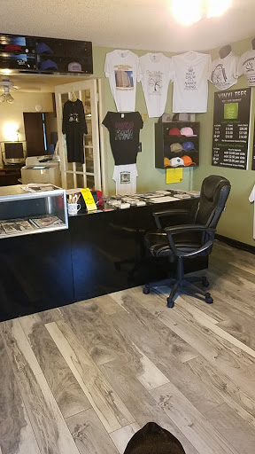 Print Shop «inBox Printing, Tees and Banners», reviews and photos, 1026 St Louis Ave, East St Louis, IL 62201, USA