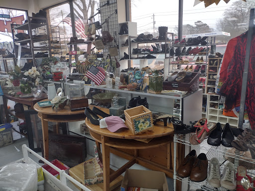 Non-Profit Organization «The Quinn House Thrift Store», reviews and photos